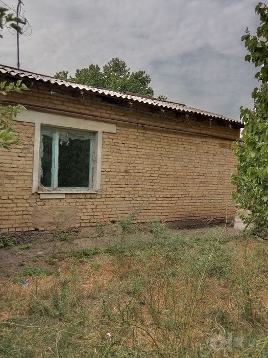 Уй сотилади. 12.7 соток. СРОЧНО !!!