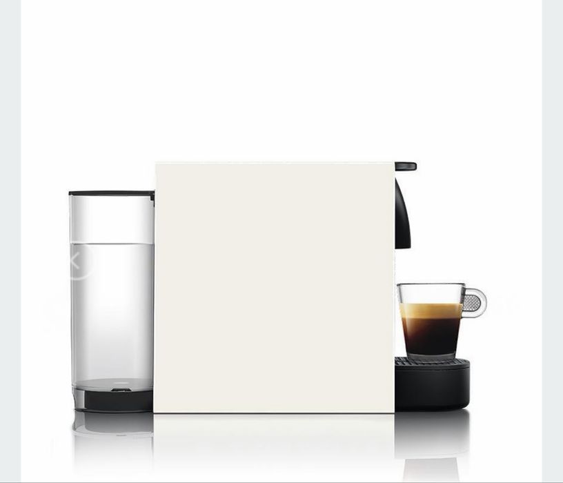 Неспресо Кафемашина с капсули NESPRESSO Essenza Mini Бяла