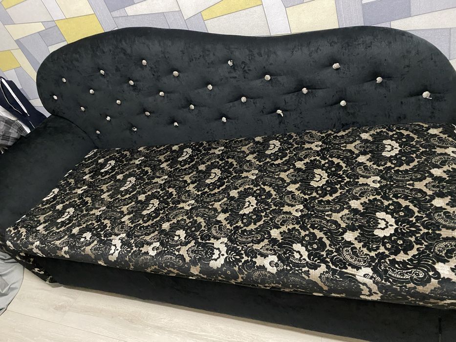 Продам тахту диван