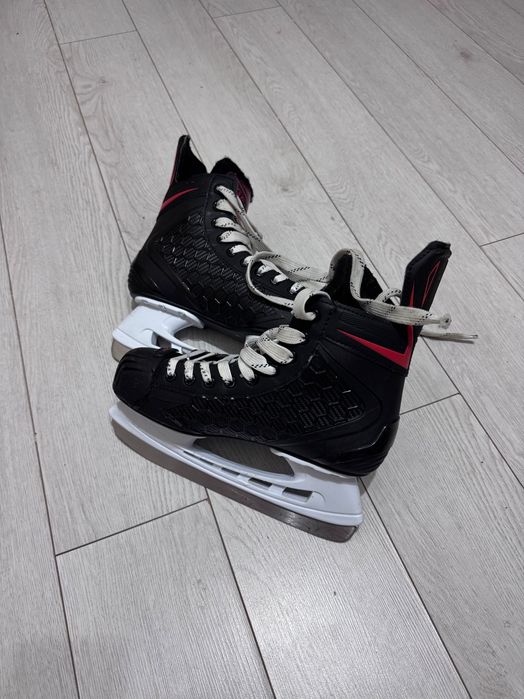 Коньки и тюбинги б/у продам