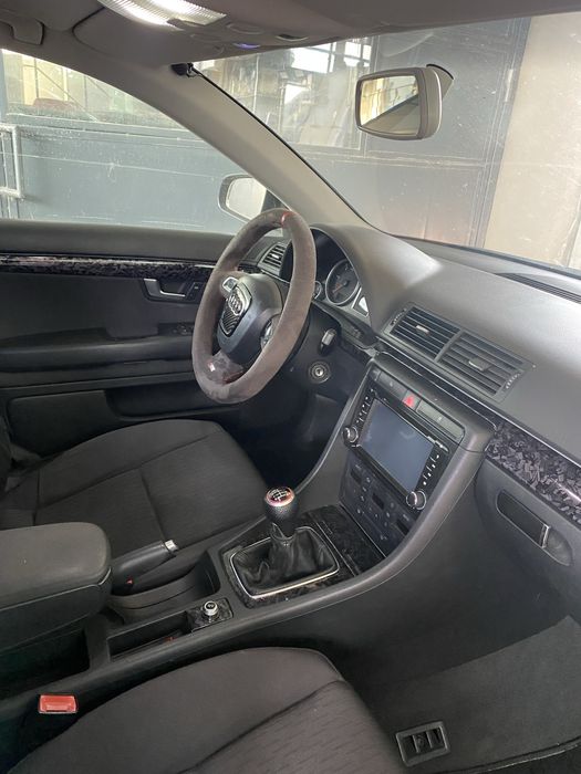 AUDI A4 0 — imagine 5