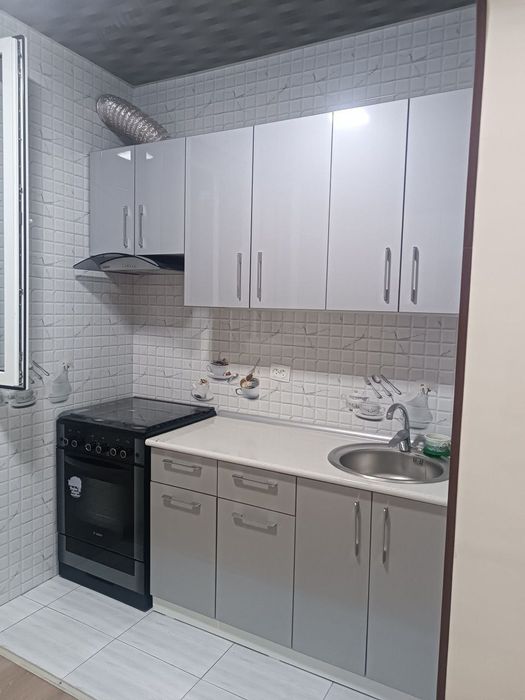 Продаётся квартира 3/2/5 Сергели-1