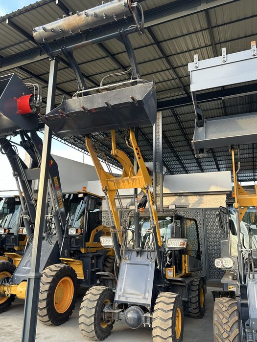 Погрузчик дизельный для фермы