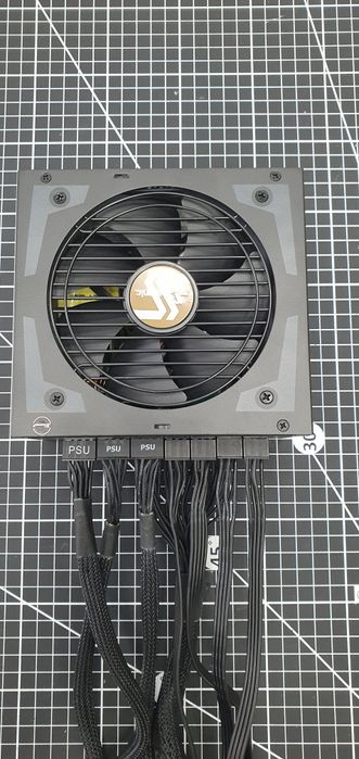 Sursa Seasonic Focus Plus 650 Gold, Full Modulara, 650 W,, Premium Hybrid Fan Control