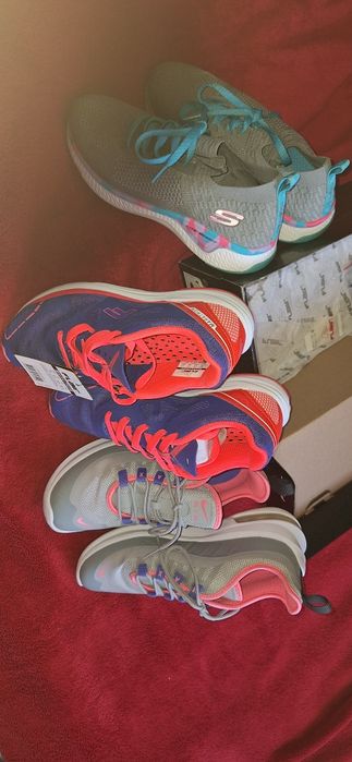 Почти нови маратонки