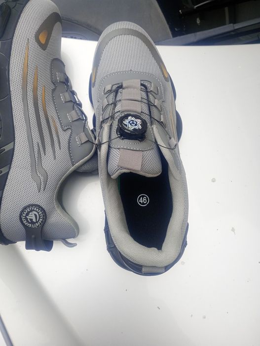 Нови Работни обувки