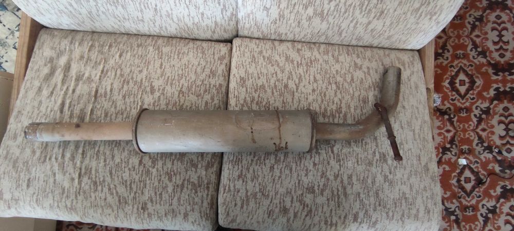 Средно гърне в отлично състояние