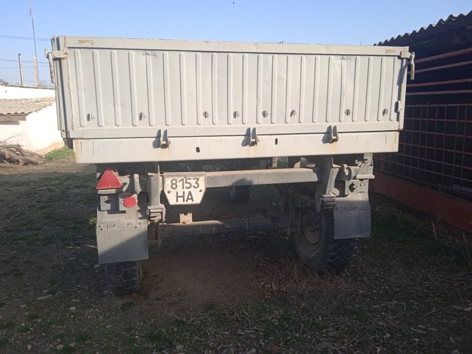 Трактор с тележкой