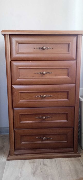 Продаю Комод  5 ящиков