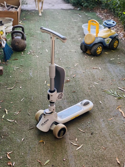 Самокат беговел .