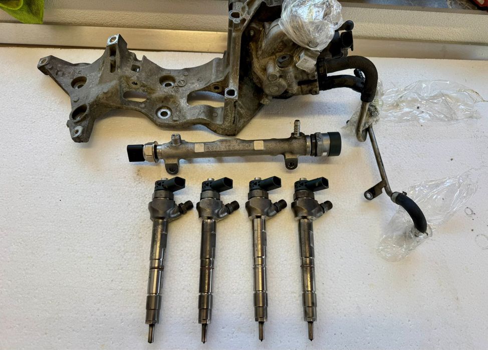 Injectoare + pompa  VW / Audi / Skoda / Seat 1.6 TDI / 2.0 TDI EA288
