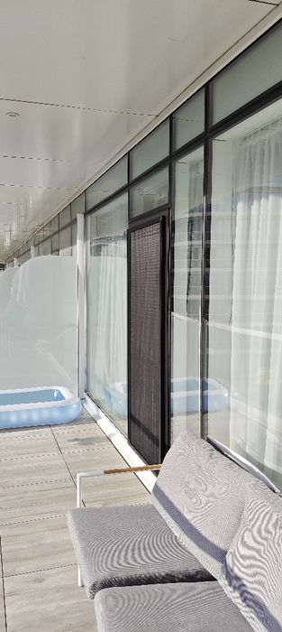 Confectionez plase plisse contra insectelor