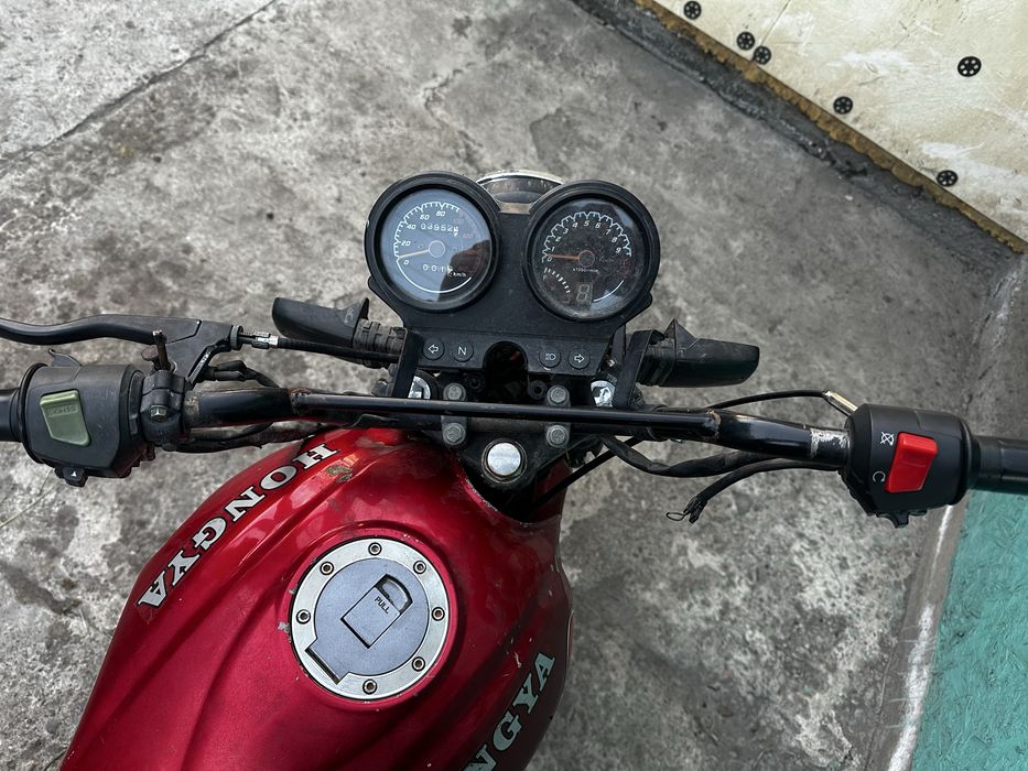 Hongua 200 куб.  .