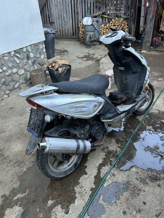 Vand scuter baotean 125