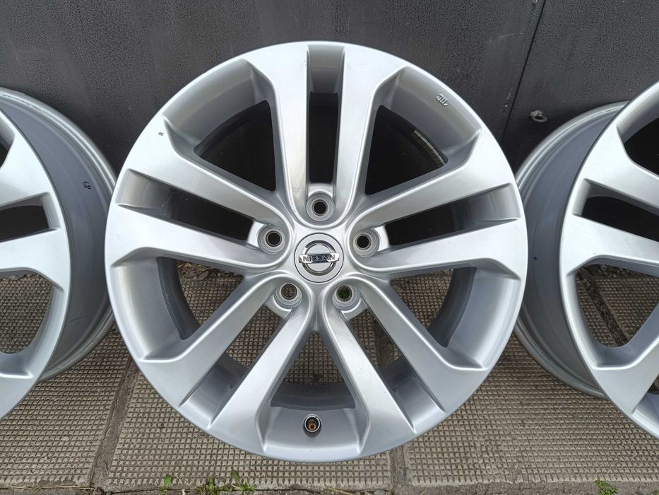 ОРИГИНАЛНИ джанти 17 ' цола 5x114,3 NISSAN JUKE / НИСАН ДЖУК ЕТ47 7J 66,1