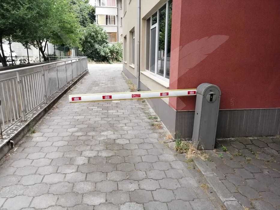 Паркомясто под наем в Центъра 133986