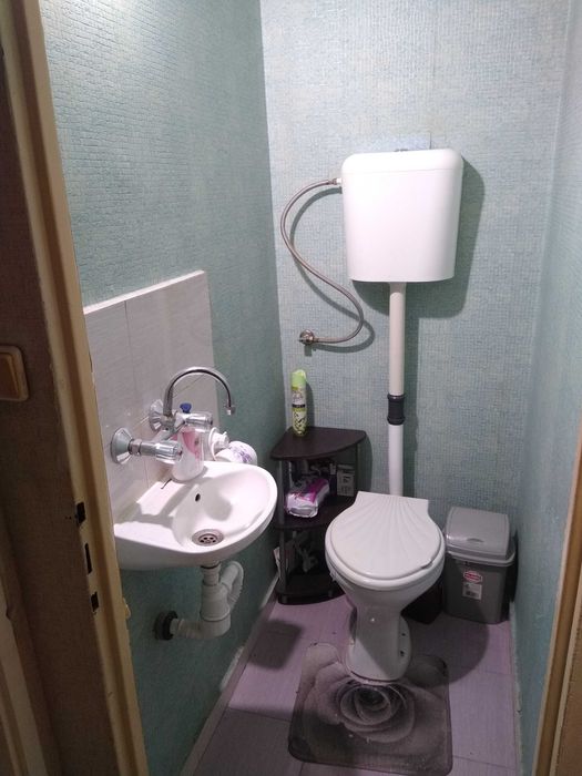 Дава се под наем Тристаен апартамент в София, 7-ми 11-ти километър - 76 кв.м за 102 € - Снимка #1