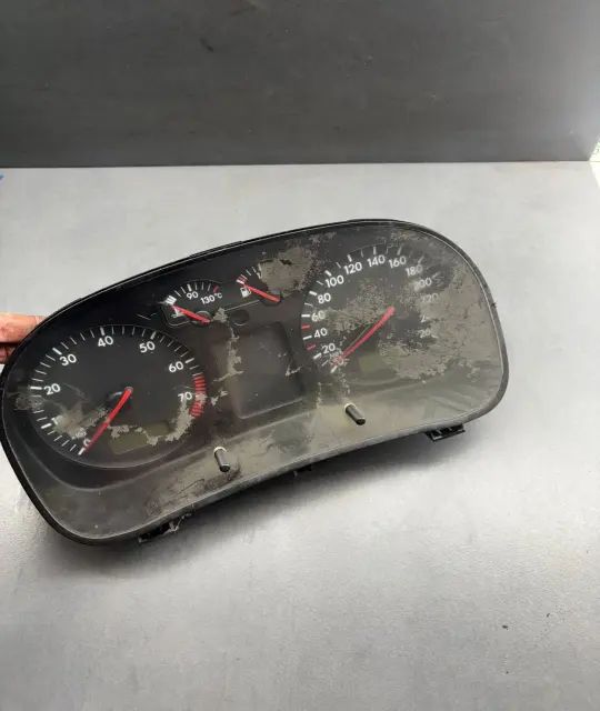 Ceas bord Volkswagen VW Golf 2001 1.4 MT (75 hp)