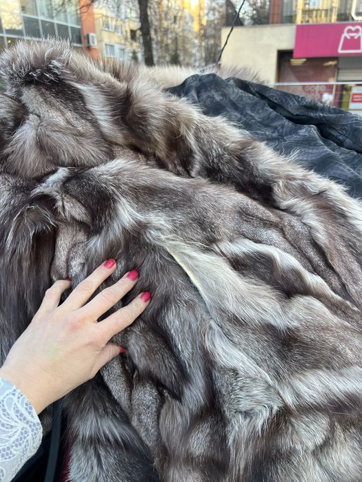 Палто от сребърна лисица