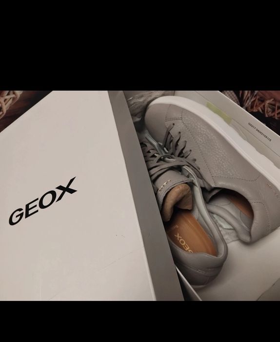 Adidași Geox din Italia , magazinul Otter