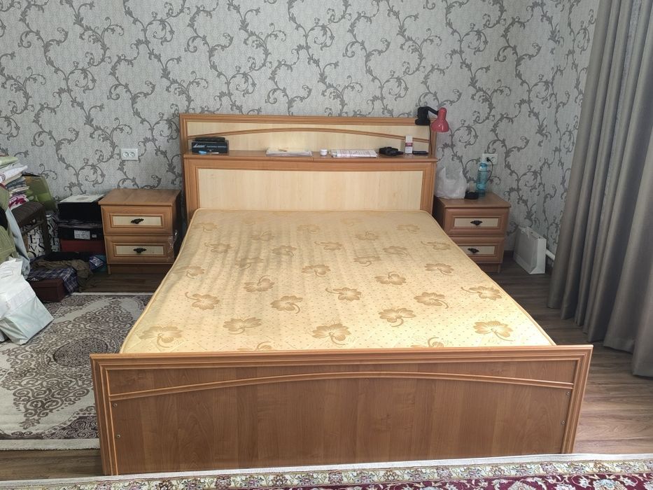 Спальный гарнитур