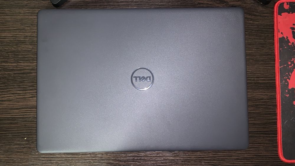 Laptop Dell Vostro 15 3000 8GB RAM