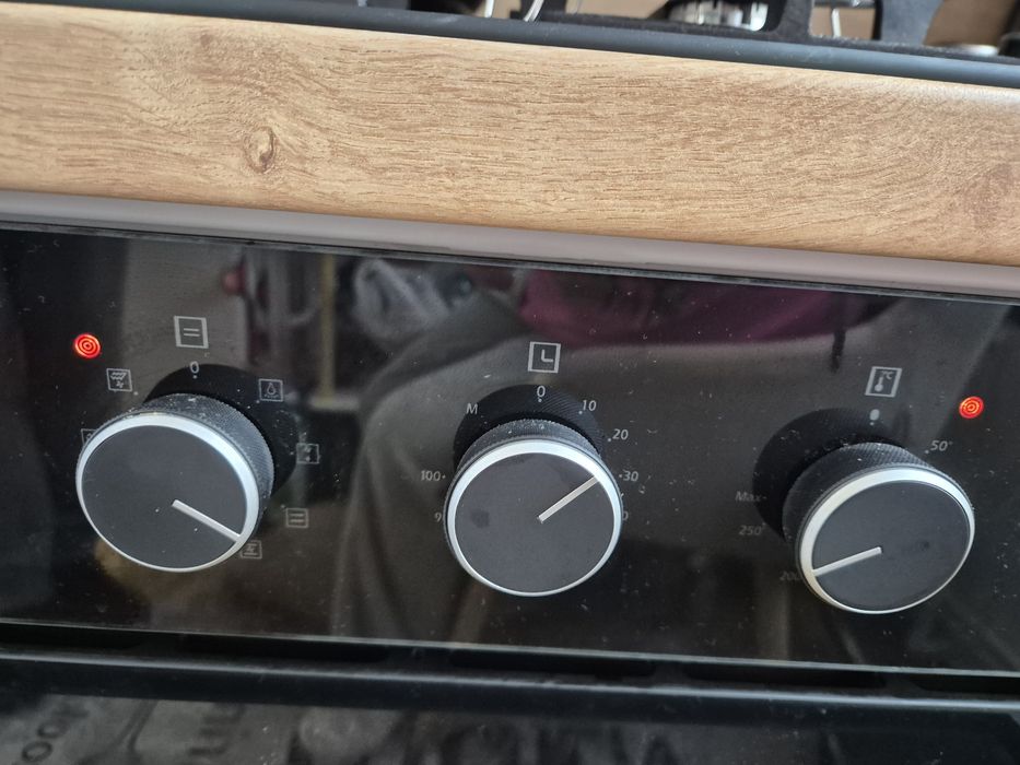 Cuptor electric Pyramis incorporabil