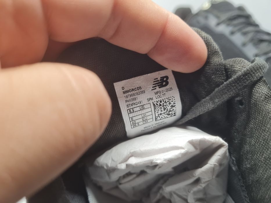 Маратонки New Balance More V5

Носени,но в отлично състояние. 

Размер 42  стелка 26.5 см.

Цена 50 евро.