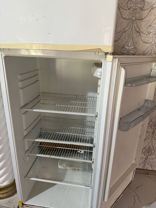 Продам холодильник POZIS 250 л
