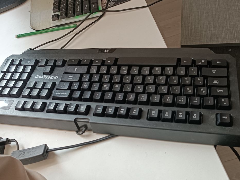 Б/у клавиатура недорого