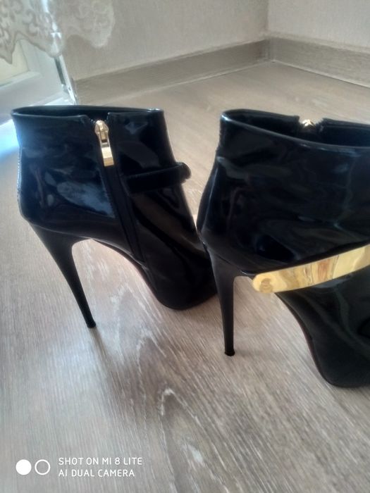 Лабутены, туфли,ботильоны