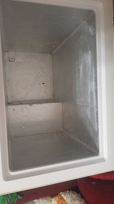 Продам морозильную камеру