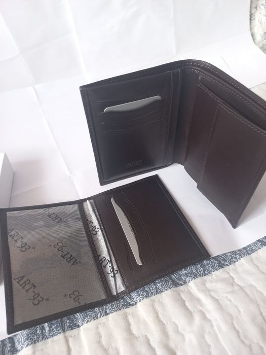 Мъжки портфейл вертикален Арт 93 естествена кожа нов