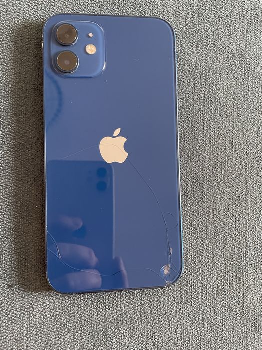 Пподам iPhone 12. 128