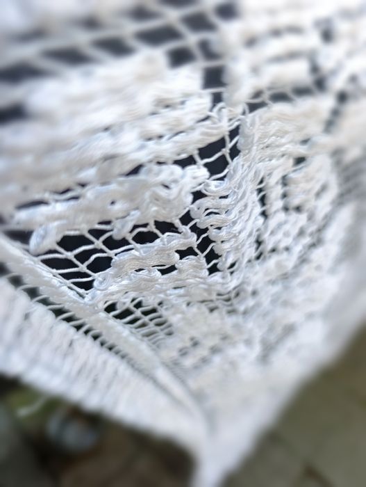 Vând față de masă vintage lucrată manual din fileuri