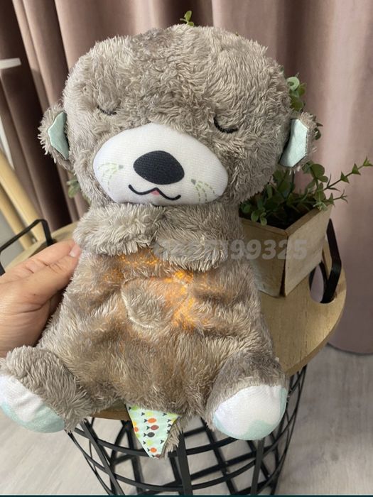 Плюшена дишаща Видра играчка