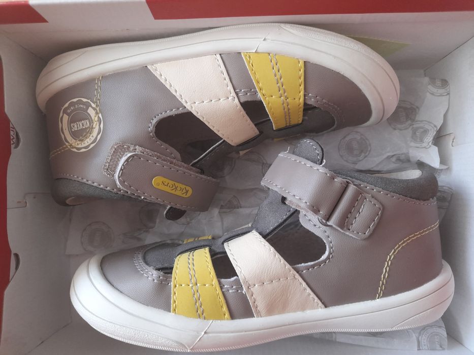 НОВИ сандали Kikcers,Geox- 19,26, 23,28