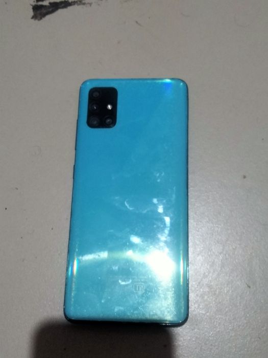 SAMSUNG  A51 64/4