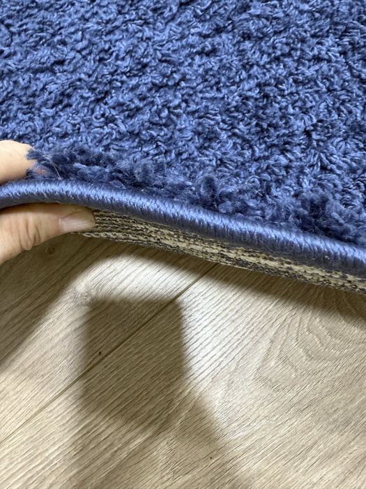 Продам ковер синий