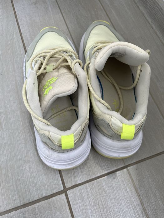 Adidasi dama Adidas