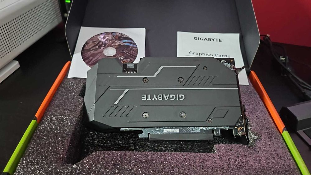 Placa Video Gigabyte GeForce RTX 2060 OC