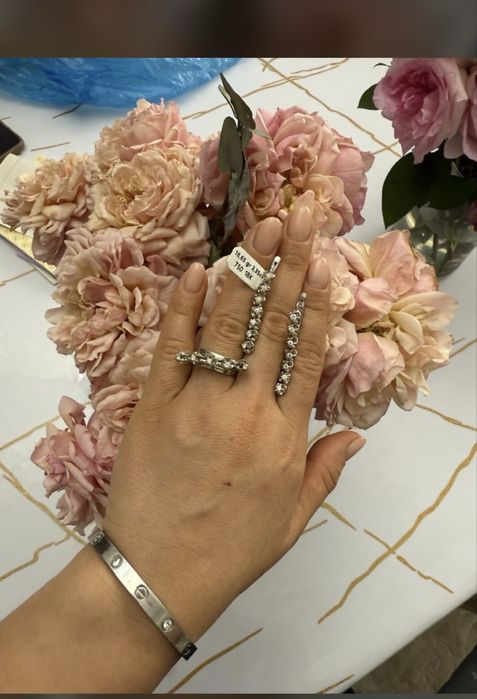 Бриллиант 750 пр, второй 585 пр