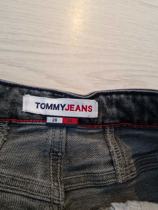 Blugi Tommy Hilfiger 26/32