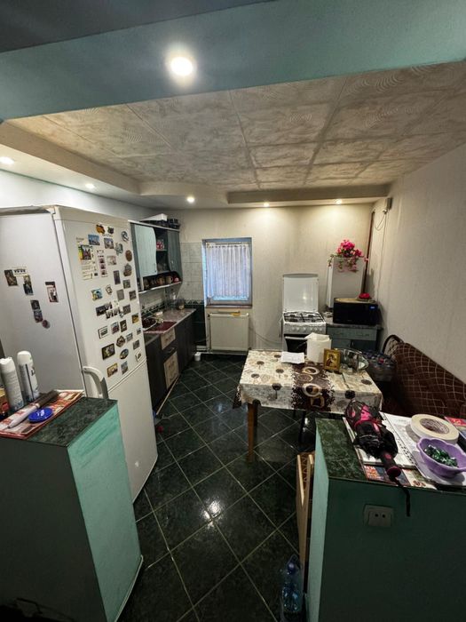 Apartament 2 camere semidecomandat