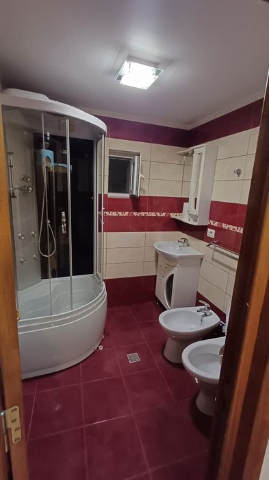Apartament de inchiriat