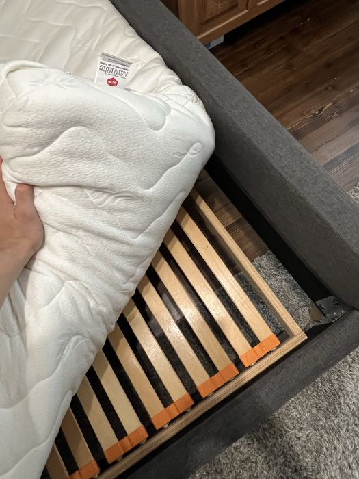 Легло спалня Юск/Jysk за матрак 140/200