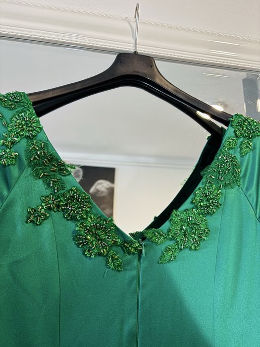 Rochie elegantă unicat, creată de designerul Georgiana Punkosti