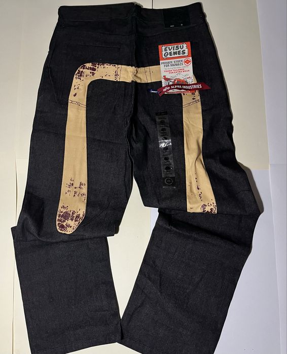 две пары винтажных джинс evisu