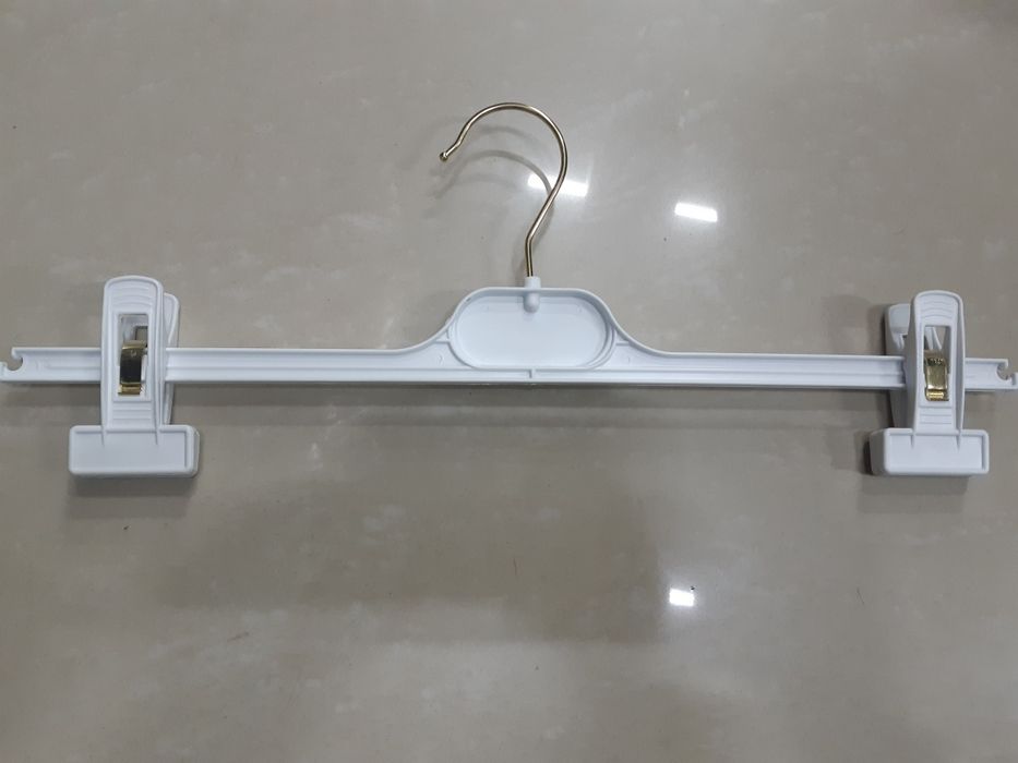 Вешалка-плечик для одежды