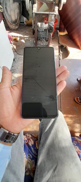 Sotiladi ili obmen Variantlani koramiza sms yozila tel qimeyla